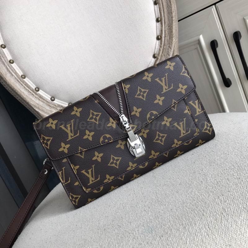 LV Wallets 92